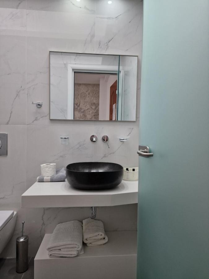 Emmanouela Studios & Villas Καρτεράδος Εξωτερικό φωτογραφία